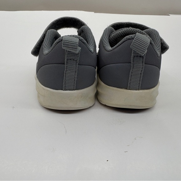 Nike Kids Gray Sneakers - Picture 3 of 5